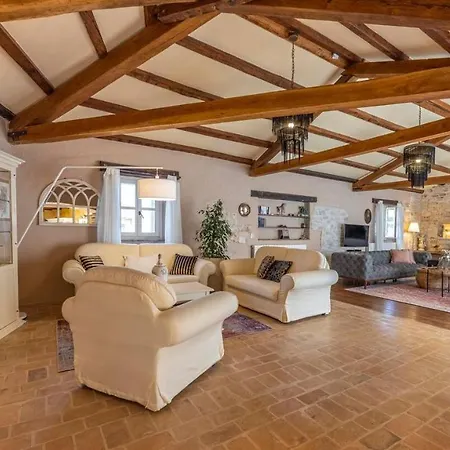 Om Shanti Villa Poreč